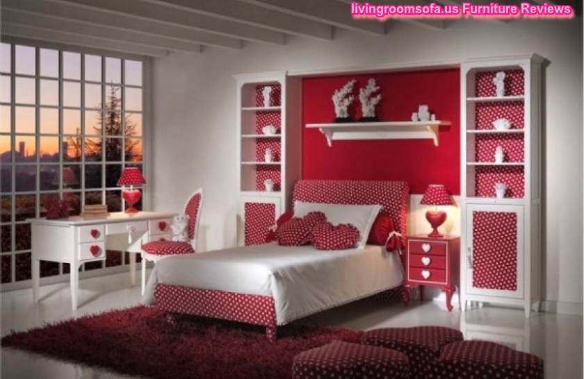 Bedroom Decorating Ideas For Young Lady