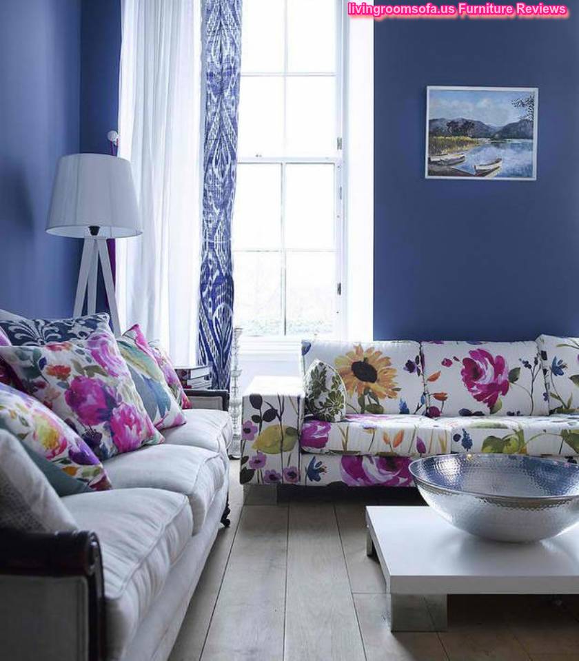  Colorful Blue Accent Pieces For Living Room