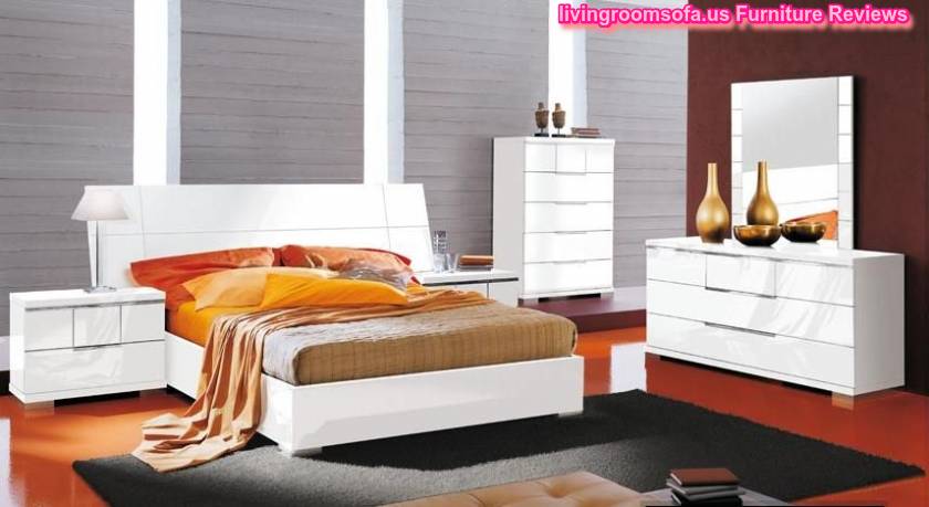 Modern White Bedroom Italian Design Idea