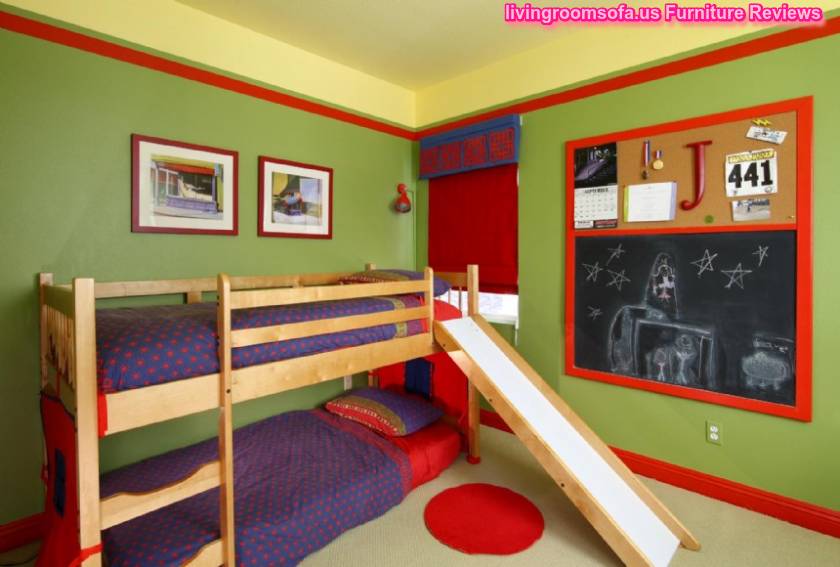 Dazzling Boy Bedroom Ideas Applying Greean And Yellow Paint Color Furnished With Twin Bunk Bed On Wooden Platform