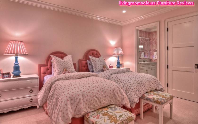 Twin Bedroom Sets For Girls Perfect Design With Desk Lamp Ideas And Nightstand Color White Very Nice For Teen Bedroom Ideas