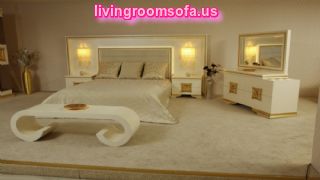  Golden Carved Bedroom Decorating Ideas