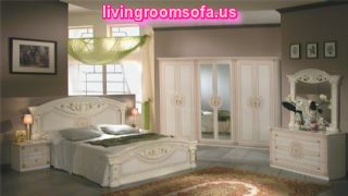 Italian Classic Bedroom Furniture Designs