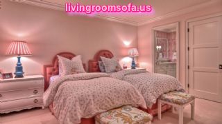 Twin Bedroom Sets For Girls Perfect Design With Desk Lamp Ideas And Nightstand Color White Very Nice For Teen Bedroom Ideas