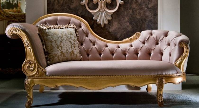 Classic chaise lounge carved curved quilted luxury design