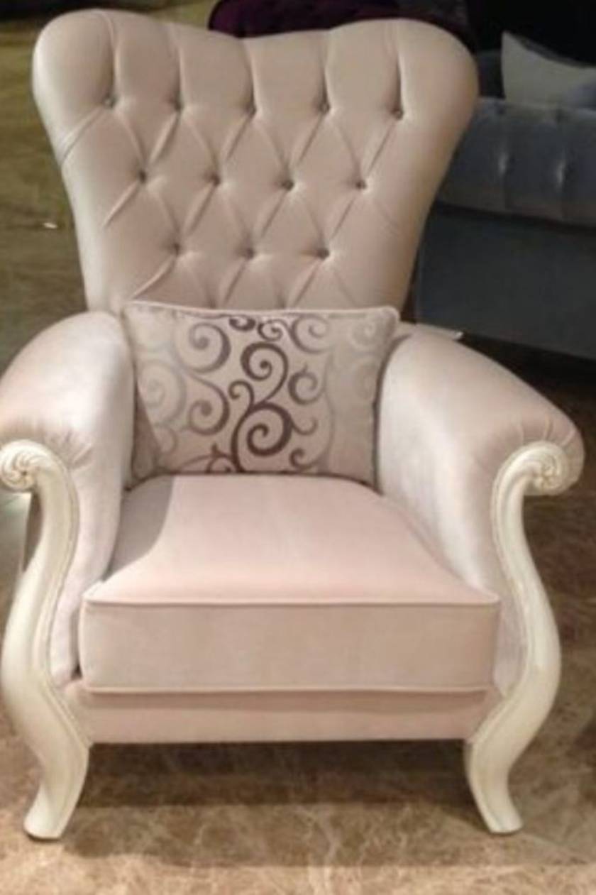 Embrace Elegance Transform Your Space with Stunning Armchairs