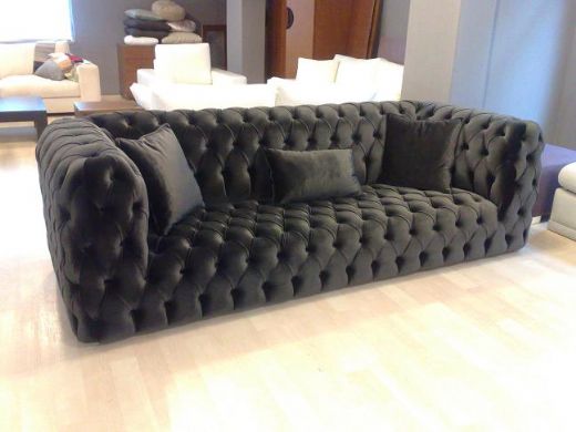 Chesterfield Couch Leather Chesterfield Couches and Settees