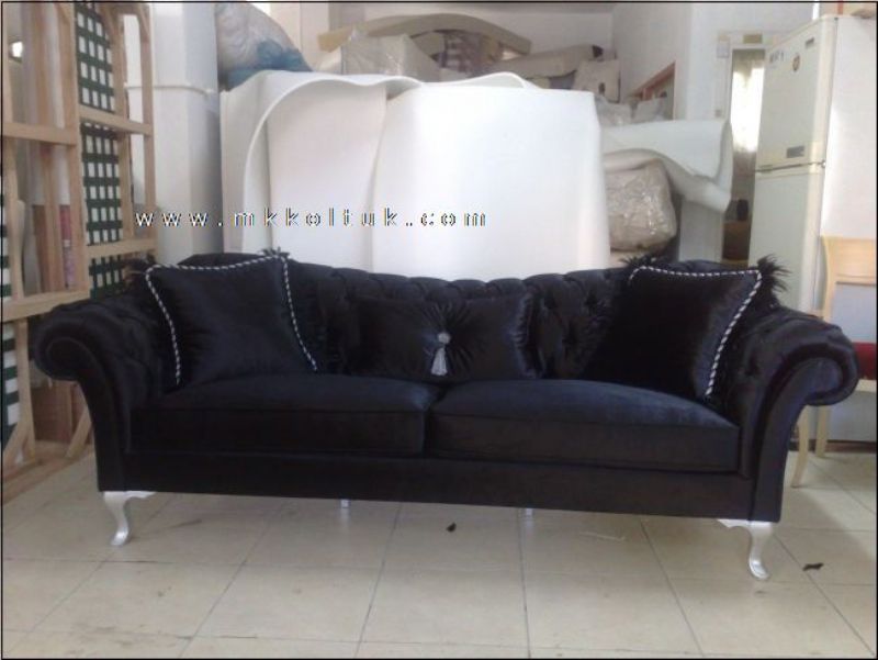 Black Chesterfield Sofas for Sale