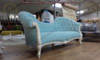 beauty couches for woman