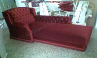 queen loveseat for woman