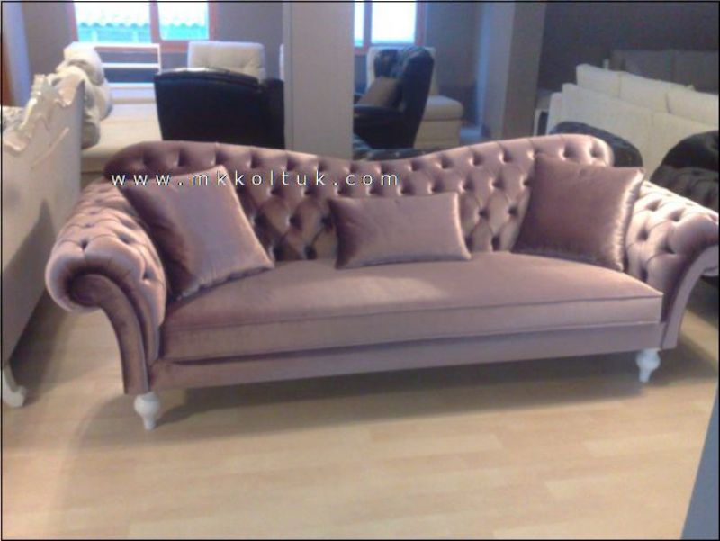 chesterfield couch