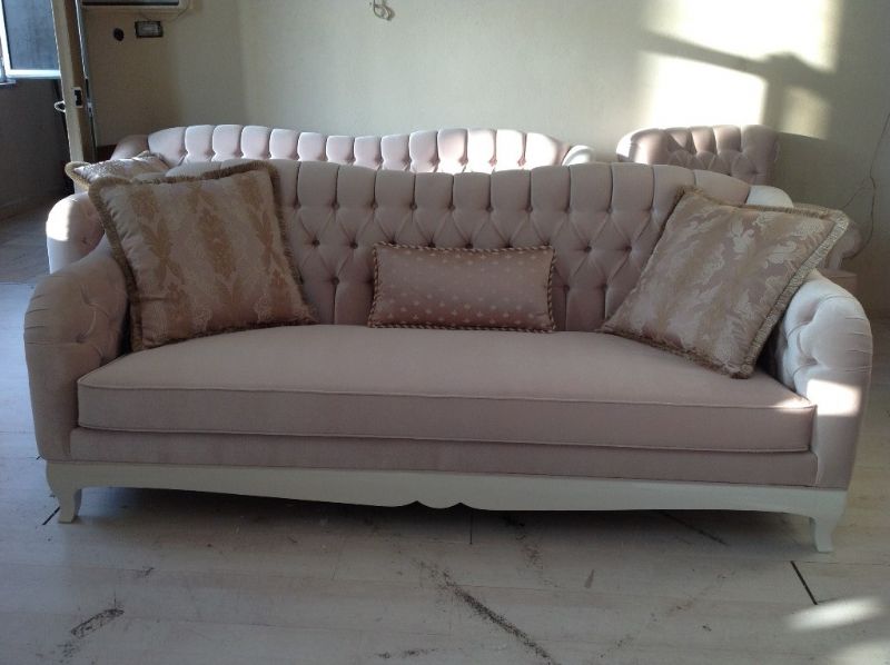 queen chesterfield sofa